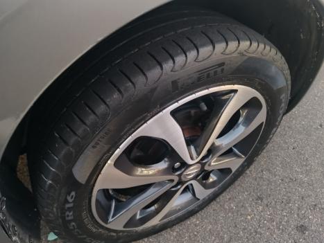 NISSAN March 1.6 16V 4P SL FLEX, Foto 8