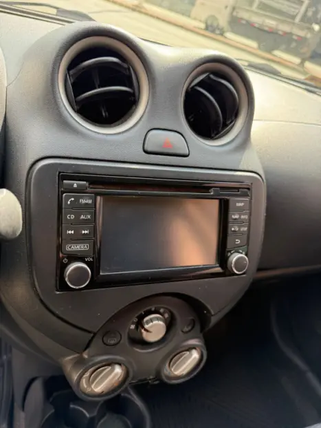 NISSAN March 1.6 16V 4P S FLEX, Foto 11