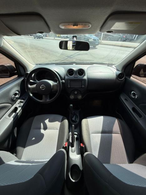 NISSAN March 1.6 16V 4P S FLEX, Foto 13