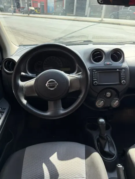 NISSAN March 1.6 16V 4P S FLEX, Foto 14