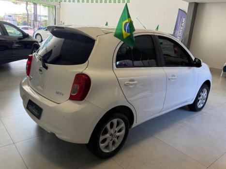 NISSAN March 1.6 16V 4P SV FLEX, Foto 6