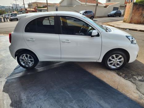 NISSAN March 1.6 16V 4P SV FLEX AUTOM�TICO CVT, Foto 7