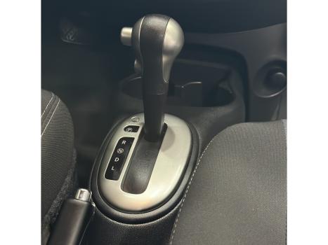 NISSAN March 1.6 16V 4P SL FLEX, Foto 8