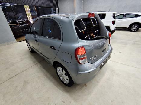 NISSAN March 1.6 16V 4P SV FLEX, Foto 4