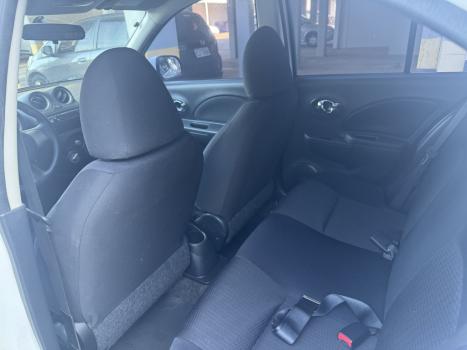 NISSAN March 1.6 16V 4P S FLEX, Foto 4