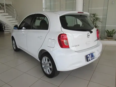 NISSAN March 1.6 16V 4P SV FLEX AUTOM�TICO CVT, Foto 8