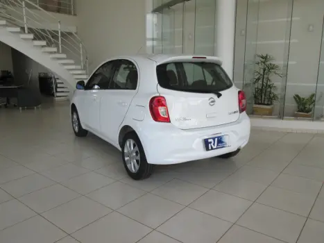 NISSAN March 1.6 16V 4P SV FLEX AUTOM�TICO CVT, Foto 10
