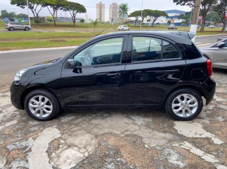 NISSAN March 1.6 16V 4P SV FLEX, Foto 4