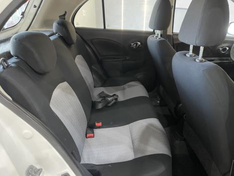 NISSAN March 1.6 16V 4P S FLEX, Foto 9