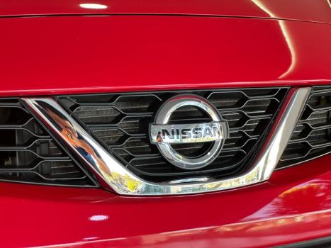 NISSAN March 1.6 16V 4P SV FLEX, Foto 5