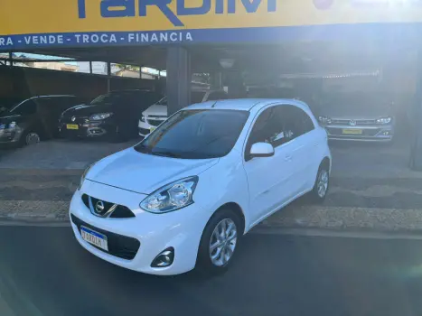 NISSAN March 1.6 16V 4P SV FLEX, Foto 2