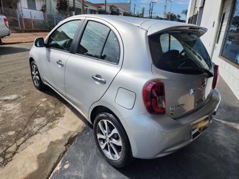 NISSAN March 1.6 16V 4P SL FLEX, Foto 4
