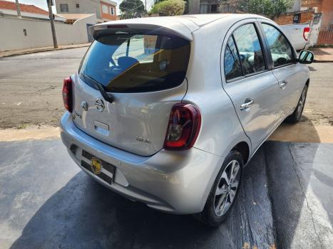 NISSAN March 1.6 16V 4P SL FLEX, Foto 6