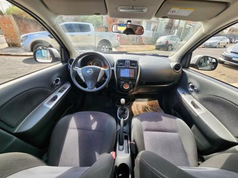 NISSAN March 1.6 16V 4P SL FLEX, Foto 12