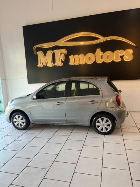 NISSAN March 1.6 16V 4P S FLEX, Foto 3