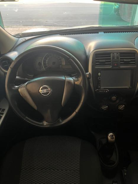 NISSAN March 1.6 16V 4P S FLEX, Foto 7
