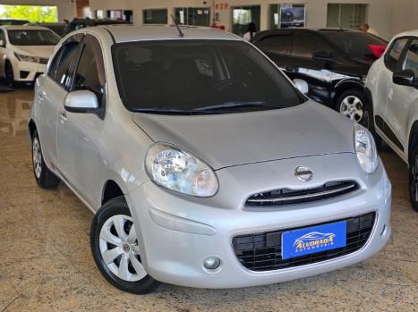 NISSAN March 1.6 16V 4P S FLEX, Foto 2