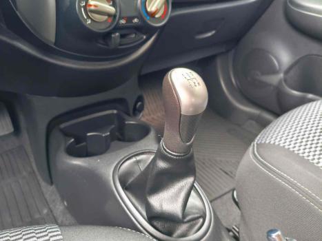 NISSAN March , Foto 12