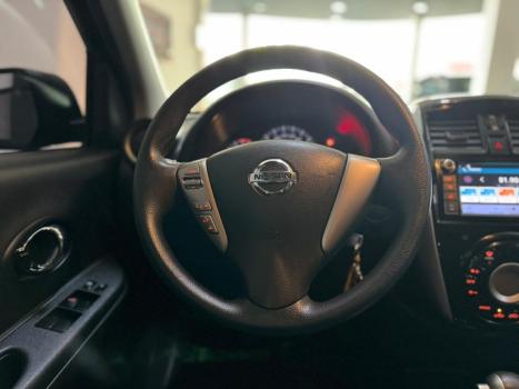 NISSAN March , Foto 10