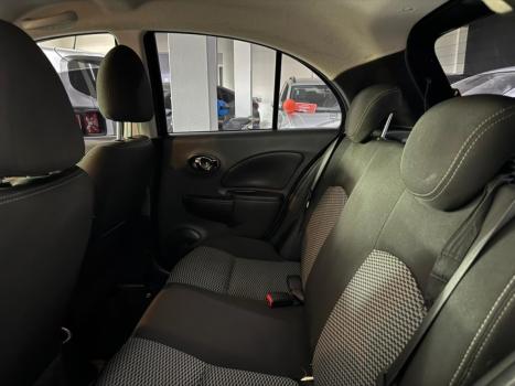 NISSAN March , Foto 12
