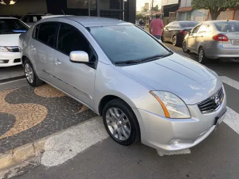 NISSAN Sentra 2.0 16V 4P FLEX AUTOM�TICO CVT, Foto 3