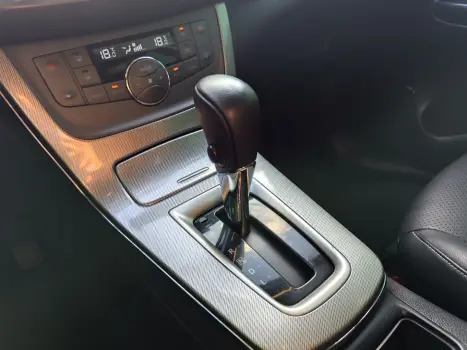 NISSAN Sentra 2.0 16V 4P SL, Foto 18