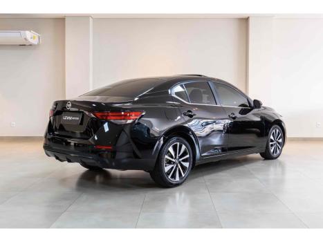 NISSAN Sentra , Foto 3