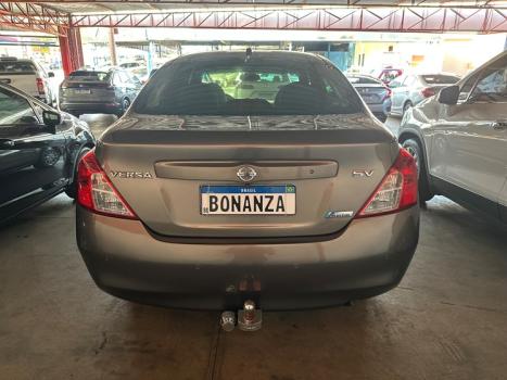 NISSAN Versa Sedan 1.6 16V 4P FLEX SV, Foto 5