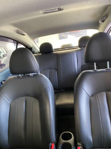 NISSAN Versa Sedan 1.6 16V 4P SL FLEX XTRONIC AUTOMTICO CVT, Foto 7