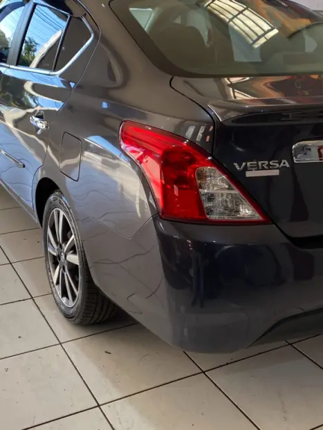 NISSAN Versa Sedan 1.6 16V 4P SL FLEX XTRONIC AUTOMTICO CVT, Foto 10