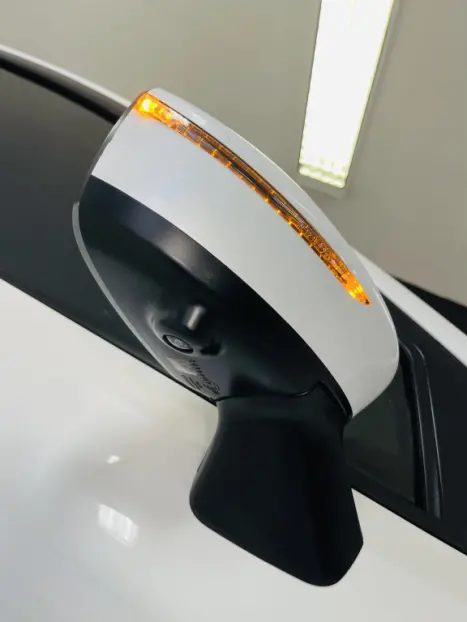 NISSAN Versa Sedan 1.6 16V 4P FLEX EXCLUSIVE XTRONIC AUTOMTICO CVT, Foto 5