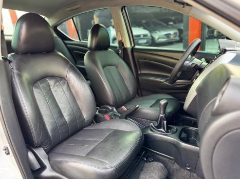 NISSAN Versa Sedan 1.6 16V 4P UNIQUE FLEX, Foto 6