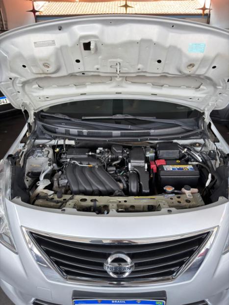 NISSAN Versa Sedan 1.6 16V 4P FLEX SL, Foto 13