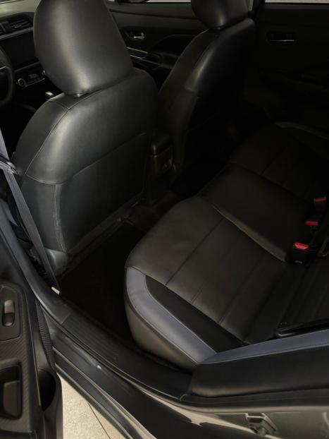 NISSAN Versa Sedan 1.6 16V 4P FLEX EXCLUSIVE XTRONIC AUTOMTICO CVT, Foto 9