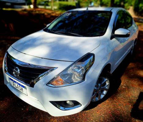 NISSAN Versa Sedan 1.6 16V 4P SV FLEX XTRONIC AUTOMTICO CVT, Foto 1