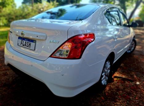 NISSAN Versa Sedan 1.6 16V 4P SV FLEX XTRONIC AUTOMTICO CVT, Foto 8