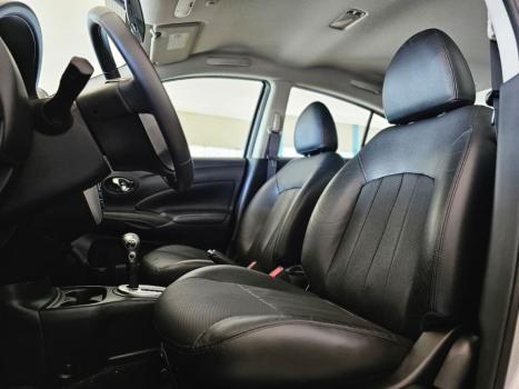 NISSAN Versa Sedan 1.6 16V 4P UNIQUE FLEX XTRONIC AUTOMTICO CVT, Foto 12