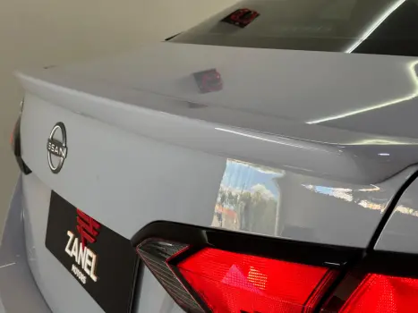 NISSAN Versa Sedan 1.6 16V 4P FLEX EXCLUSIVE XTRONIC AUTOMTICO CVT, Foto 5