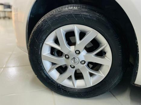 NISSAN Versa Sedan 1.6 16V 4P FLEX SL, Foto 14