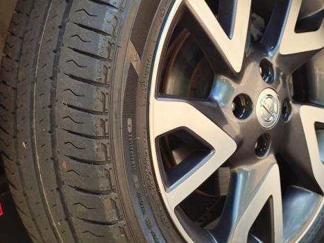 NISSAN Versa Sedan 1.6 16V 4P FLEX SL, Foto 18