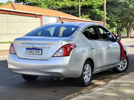 NISSAN Versa Sedan 1.6 16V 4P FLEX SL, Foto 8