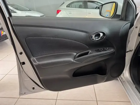 NISSAN Versa Sedan 1.6 16V 4P FLEX SL, Foto 8