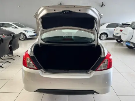 NISSAN Versa Sedan 1.6 16V 4P FLEX SL, Foto 18