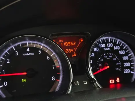 NISSAN Versa Sedan 1.6 16V 4P FLEX SL, Foto 10