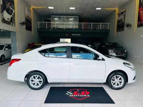 NISSAN Versa Sedan 1.6 16V 4P FLEX SENSE XTRONIC AUTOM�TICO CVT, Foto 5