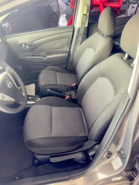 NISSAN Versa Sedan 1.6 16V 4P SV FLEX XTRONIC AUTOM�TICO CVT, Foto 10