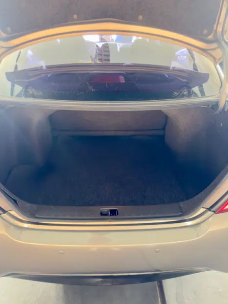 NISSAN Versa Sedan 1.6 16V 4P SV FLEX XTRONIC AUTOM�TICO CVT, Foto 11