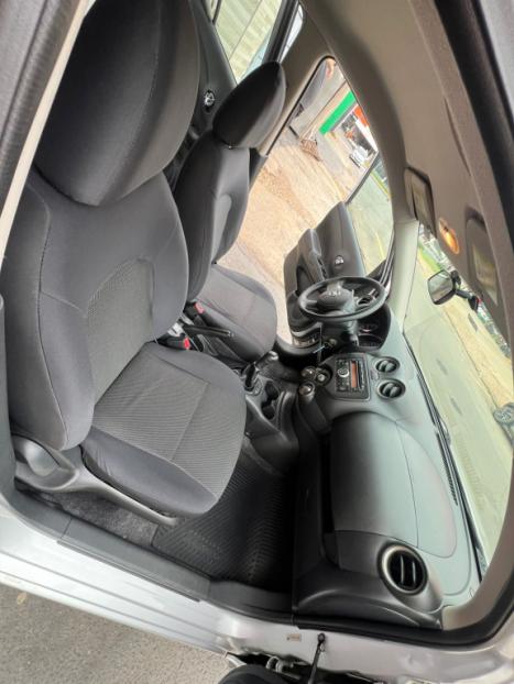 NISSAN Versa Sedan 1.6 16V 4P FLEX SL, Foto 8