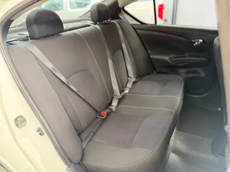 NISSAN Versa Sedan 1.6 16V 4P SV FLEX XTRONIC AUTOM�TICO CVT, Foto 5