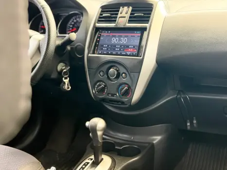 NISSAN Versa Sedan 1.6 16V 4P SV FLEX XTRONIC AUTOM�TICO CVT, Foto 7